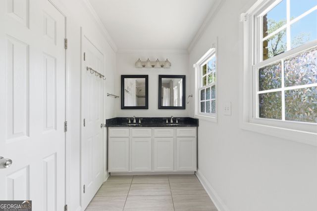 185 Wynona Drive SE, Marietta, GA 30060