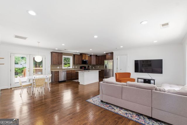 185 Wynona Drive SE, Marietta, GA 30060