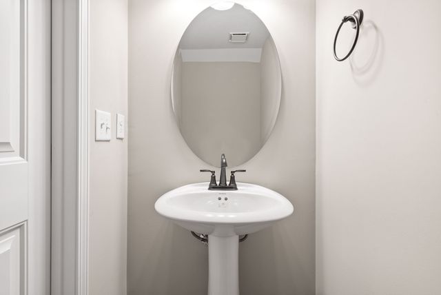 248 Smithson Ln Unit B, Clarksville, TN 37040