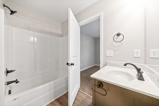 248 Smithson Ln Unit B, Clarksville, TN 37040