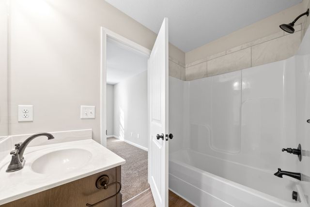 248 Smithson Ln Unit B, Clarksville, TN 37040