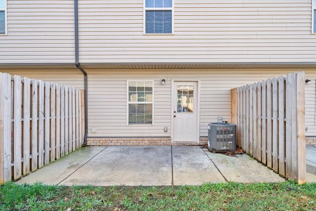 248 Smithson Ln Unit B, Clarksville, TN 37040