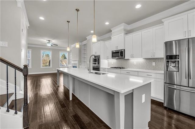 2006 Raven Way, Chamblee, GA 30341