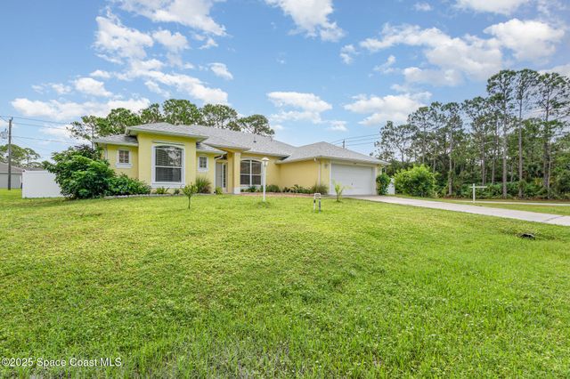 3197 Slama Avenue SE, Palm Bay, FL 32909