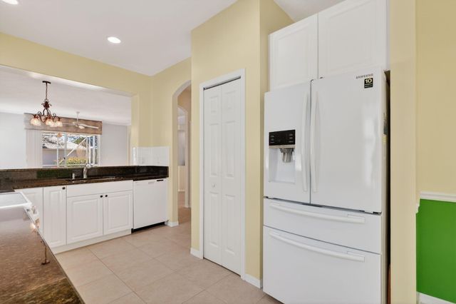 3634 NW Deer Oak Drive, Jensen Beach, FL 34957