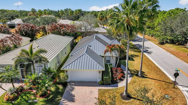 3634 NW Deer Oak Drive, Jensen Beach, FL 34957