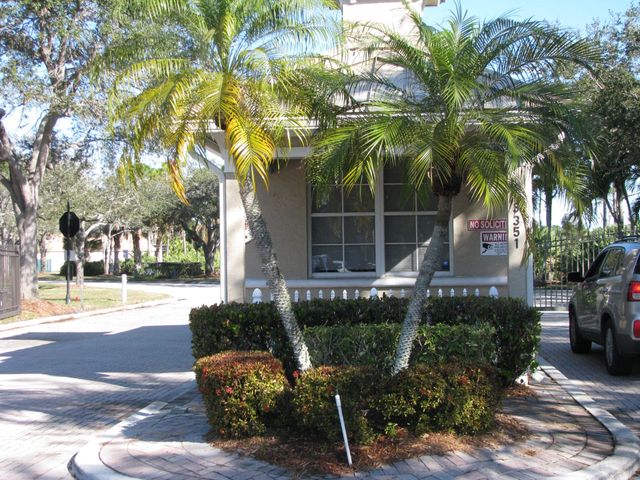 3634 NW Deer Oak Drive, Jensen Beach, FL 34957