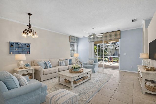 3634 NW Deer Oak Drive, Jensen Beach, FL 34957