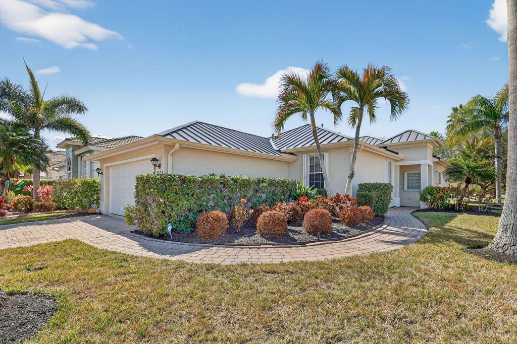 3634 NW Deer Oak Drive, Jensen Beach, FL 34957