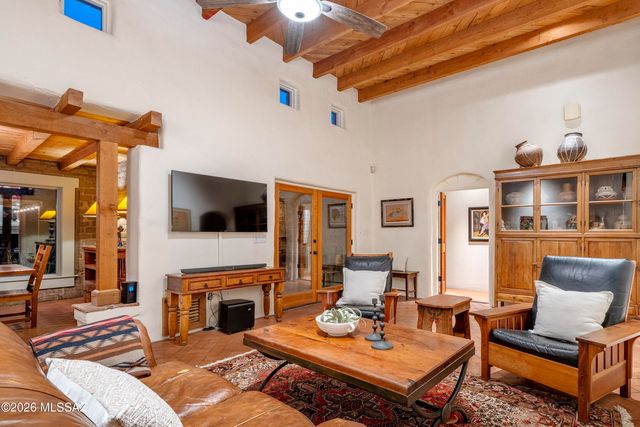 5094 E Fort Lowell Road, Tucson, AZ 85712