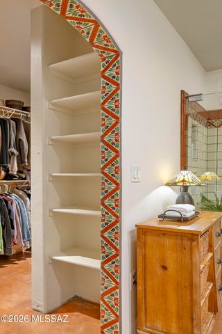 5094 E Fort Lowell Road, Tucson, AZ 85712