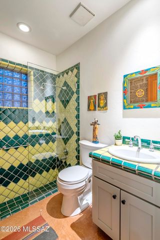 5094 E Fort Lowell Road, Tucson, AZ 85712