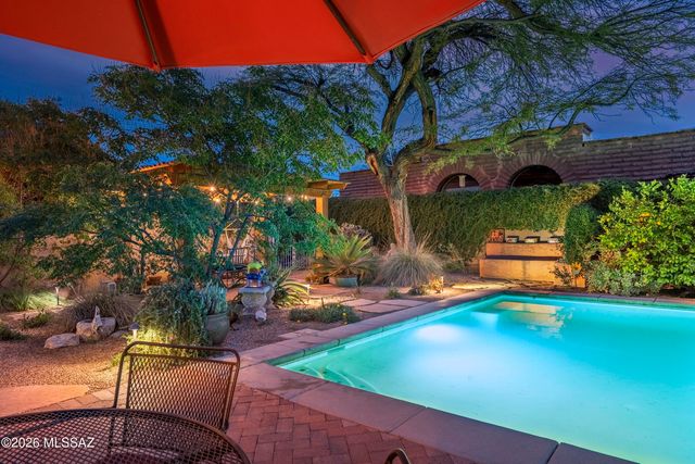 5094 E Fort Lowell Road, Tucson, AZ 85712