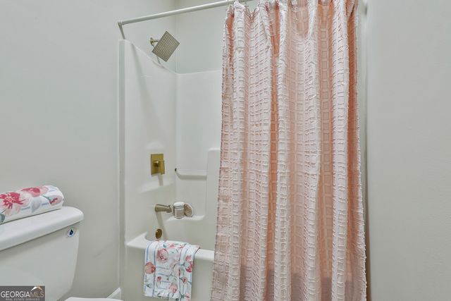 63 Clubview Drive, Newnan, GA 30265