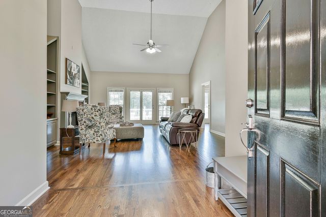 63 Clubview Drive, Newnan, GA 30265