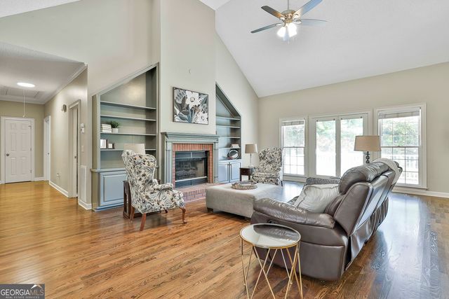 63 Clubview Drive, Newnan, GA 30265