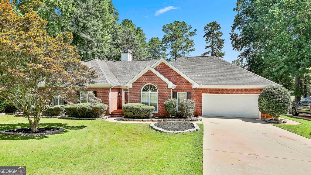 63 Clubview Drive, Newnan, GA 30265