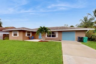 2374 SW Woodridge Street, Port St Lucie, FL 34953