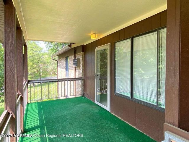 118 D Amberly Drive D, Manalapan, NJ 07726