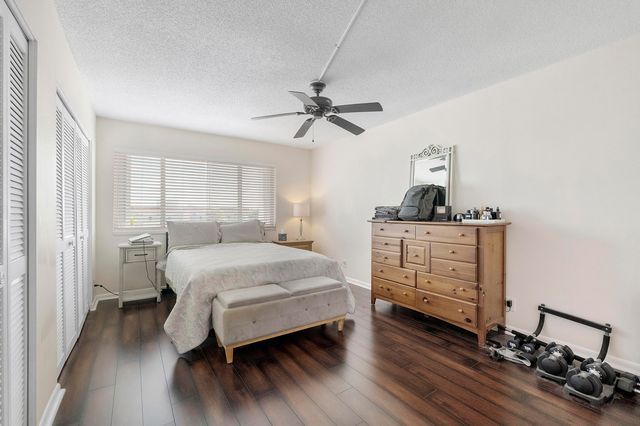 125 Shore Court 304a, North Palm Beach, FL 33408