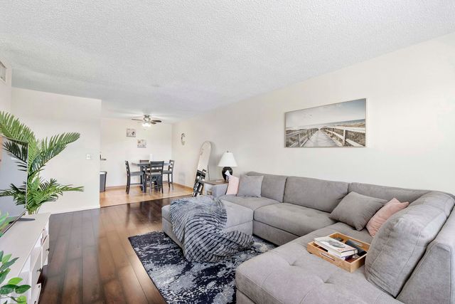 125 Shore Court 304a, North Palm Beach, FL 33408