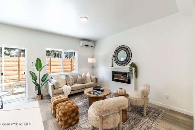 3707 N Torrey Pine Ln, Coeur D'alene, ID 83815