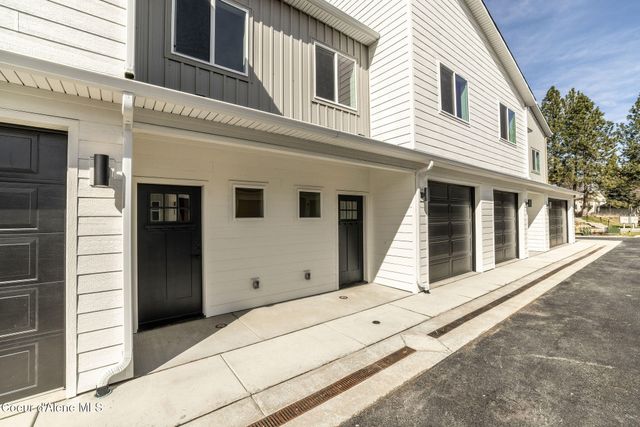 3707 N Torrey Pine Ln, Coeur D'alene, ID 83815