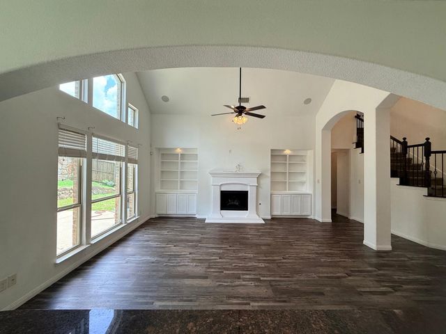 160 Stevenson Drive, Fate, TX 75087
