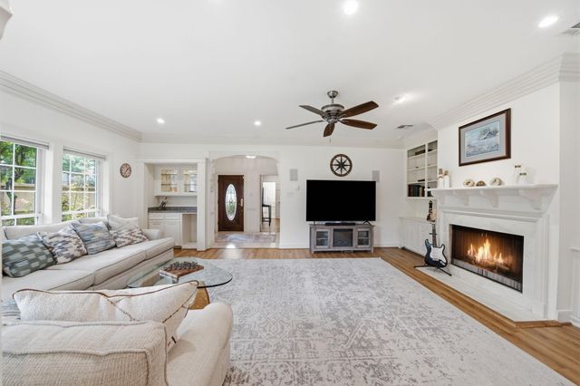 9584 Briar Forest Drive, Houston, TX 77063