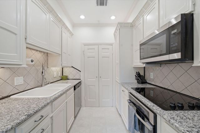 9584 Briar Forest Drive, Houston, TX 77063