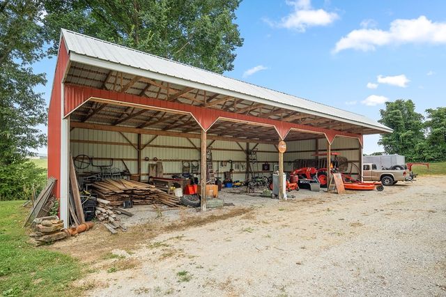 822 Old Smithville Hwy, N, Sparta, TN 38583