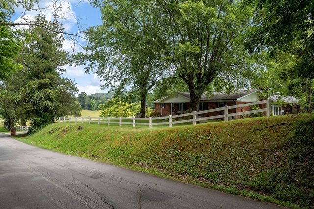 822 Old Smithville Hwy, N, Sparta, TN 38583