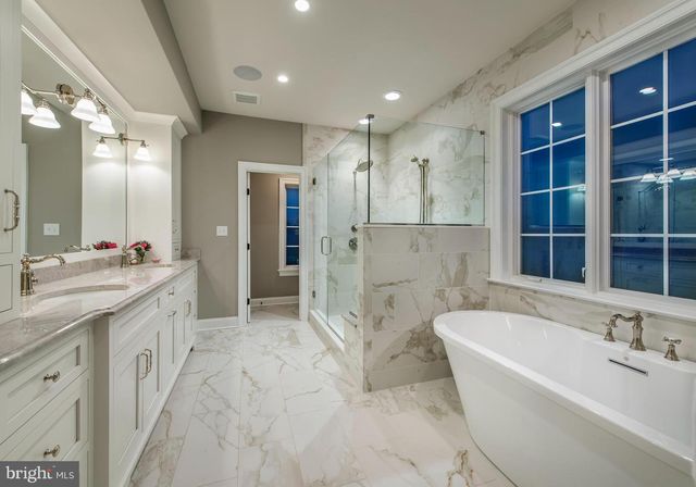 1339 CAROLANNES WAY #NT, West Chester, PA 19382