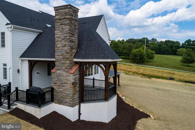 1339 CAROLANNES WAY #NT, West Chester, PA 19382