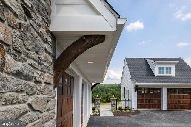 1339 CAROLANNES WAY #NT, West Chester, PA 19382