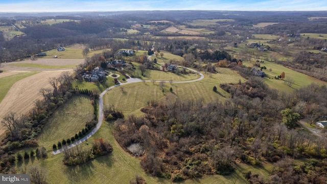 1339 CAROLANNES WAY #NT, West Chester, PA 19382