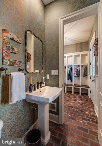 1339 CAROLANNES WAY #NT, West Chester, PA 19382