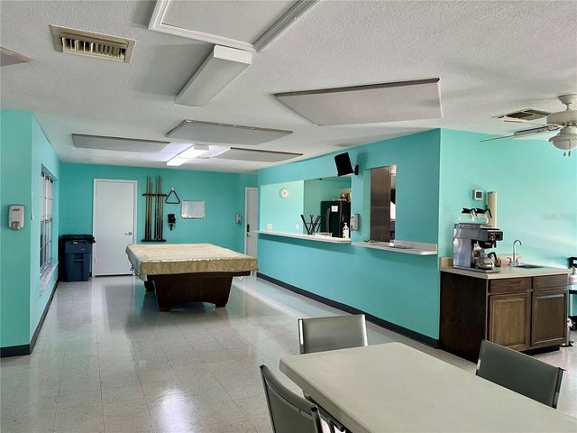 10399 67TH AVENUE 127, Seminole, FL 33772