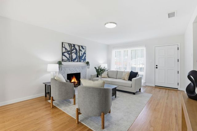 321 Southcliff Avenue, South San Francisco, CA 94080