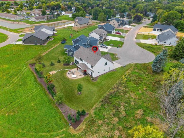 401 JERELYN COURT, Combined Locks, WI 54113