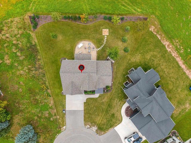 401 JERELYN COURT, Combined Locks, WI 54113
