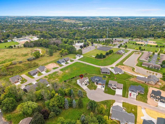 401 JERELYN COURT, Combined Locks, WI 54113