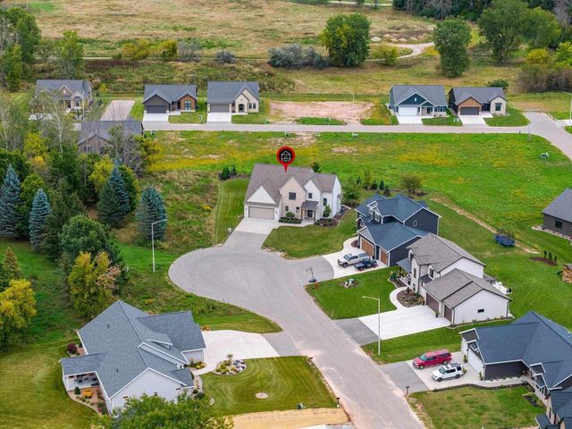 401 JERELYN COURT, Combined Locks, WI 54113