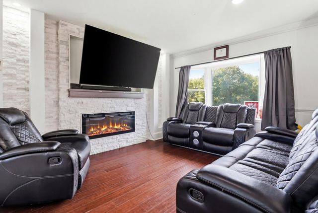 13080 W 28th Street, Zion, IL 60099