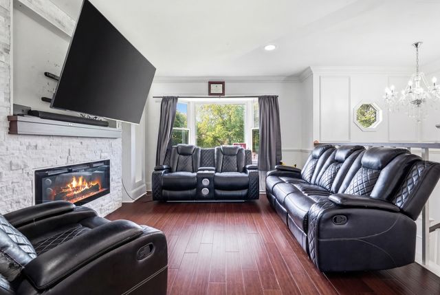 13080 W 28th Street, Zion, IL 60099