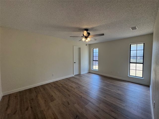 602 Valley Trail Drive, Weatherford, TX 76087