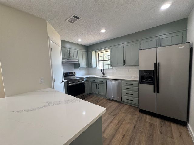 602 Valley Trail Drive, Weatherford, TX 76087