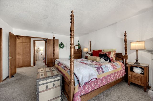 221 East, Norco, CA 92860