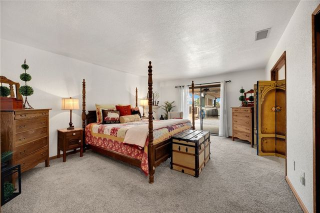 221 East, Norco, CA 92860