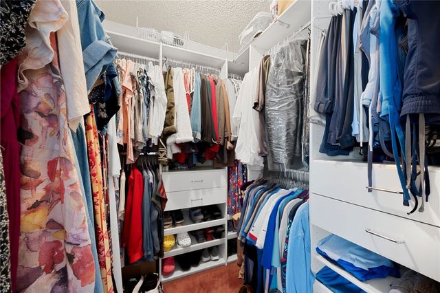 221 East, Norco, CA 92860